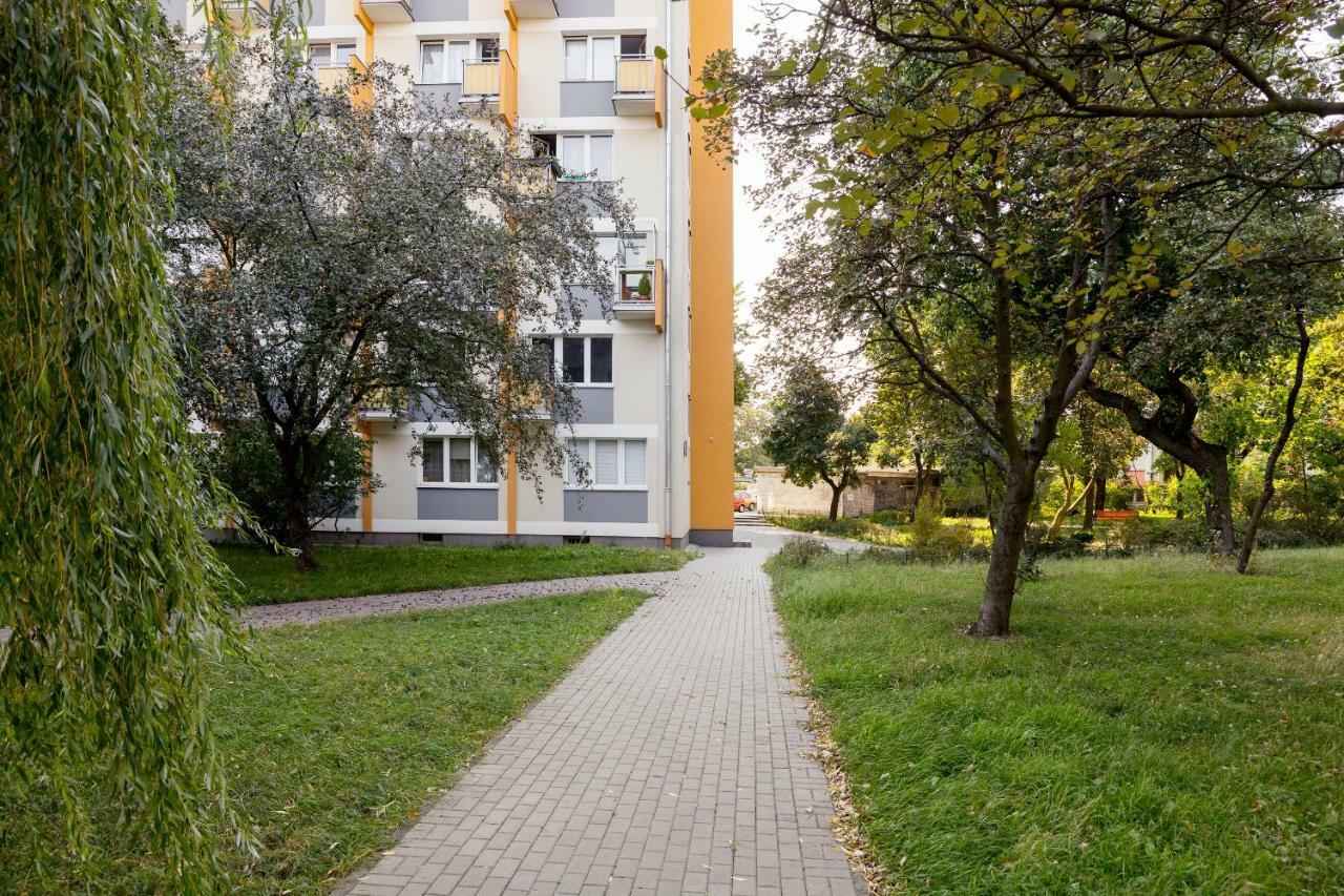 Klimatyczne Studio Metro Slodowiec Варшава Экстерьер фото